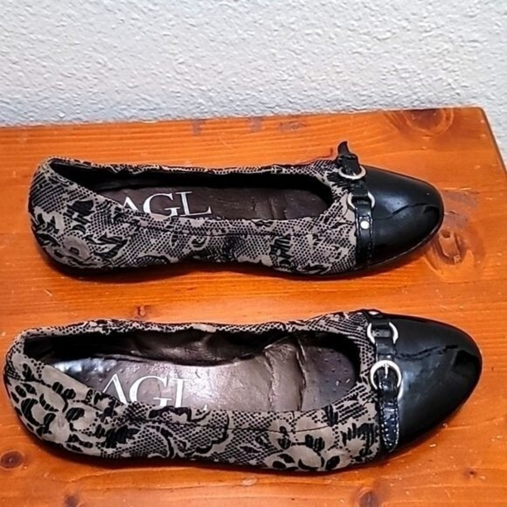 AGL Attilio Giusti Leombruni Ballet Flats Womens 39 Black Lace Patent Cap Toe